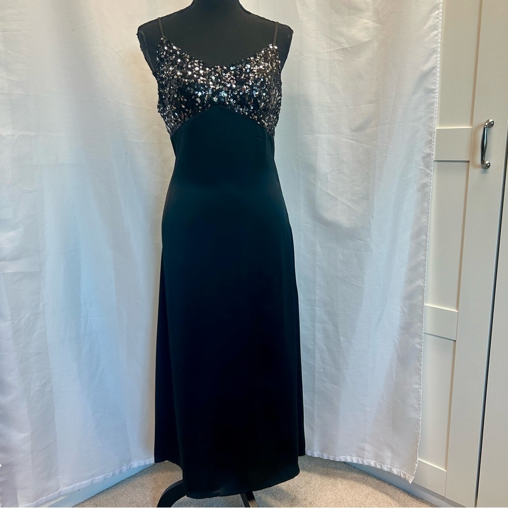 House of Harlow 1960 Black satin effect sequin midi Slip Dress Sz M NWT
